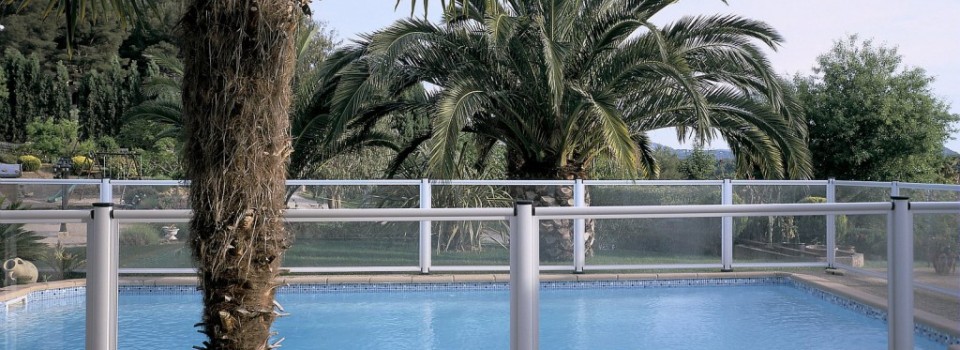 Gamme de barrières de piscine en aluminium : SwimPark